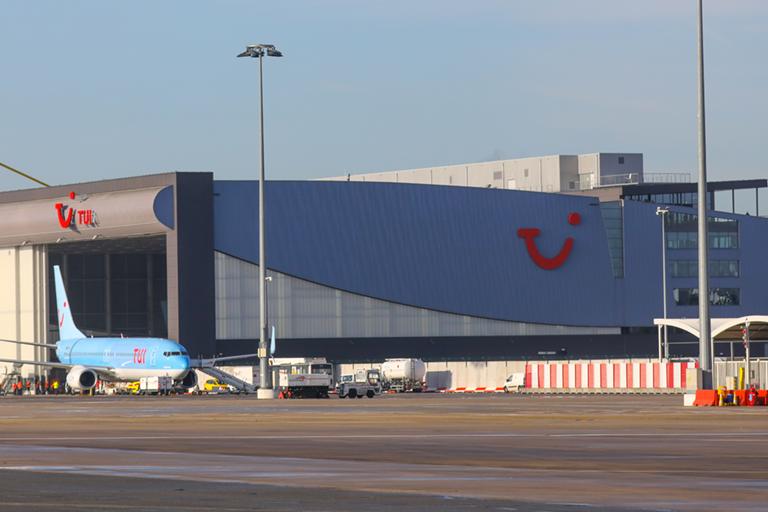 hangar TUI