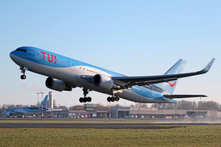 TUI